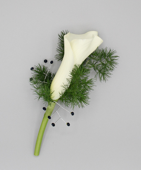 Mini Calla Lily Boutonniere