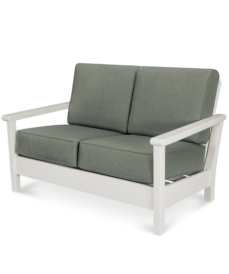 Harbour Deep Seating Loveseat is the perfect addition to your outdoor living area designed with contemporary lines and premium comfort