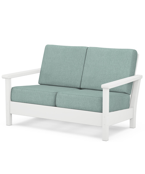 Harbour Deep Seating Loveseat is the perfect addition to your outdoor living area designed with contemporary lines and premium comfort